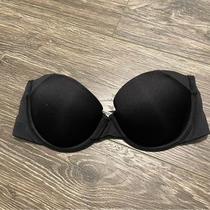 Maidenform black strapless bra size 34B